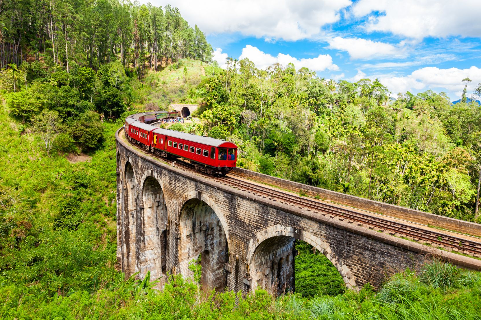 okp-sri-lanka-nine-arch-bridge